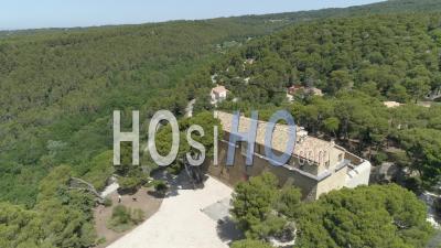 Castle Saumane - Video Drone Footage