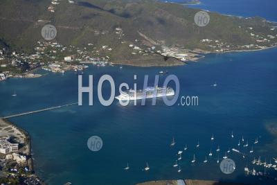 Tortola Et Road Town. Îles Vierges Britanniques Des Caraïbes - Photographie Aérienne