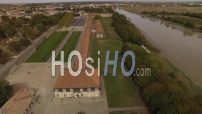 Le Monument Historique Corderie Royal - Vidéo Drone