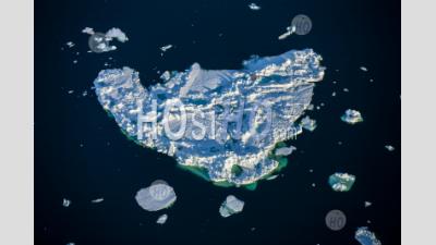 Île Southampton Foxe Et Le Détroit Frozen Nunavut - Photographie Aérienne
