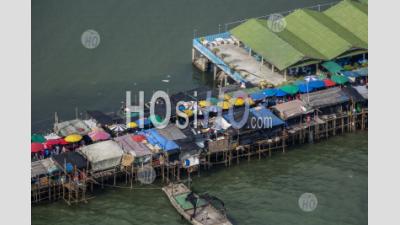 Docks De L'industrie De La Pêche Et Les Marchés Thaïlande - Photographie Aérienne