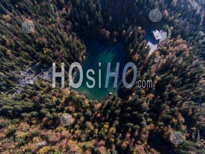 Le Lac Vert, Vue Par Drone - Photographie Aérienne