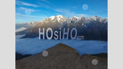 Le Massif Du Mont Blanc Et Le Mont Joly, Vue Par Drone - Photographie Aérienne