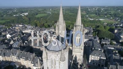 Cathédrale Notre-Dame De Coutances En été, Vidéo Drone