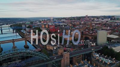 Vue Aérienne Générale De Newcastle Upon Tyne, Grande-Bretagne - Vidéo Drone