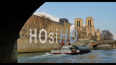France, Paris, Unesco World Heritage Site, Cathedral Notre-Dame De Paris
