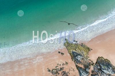 Aerial Top Down View Over Sandy Beach In Scotland - Drone Point Of View - Photographie Aérienne