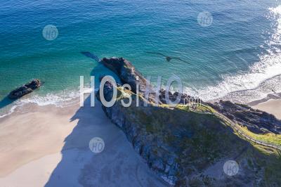 Aerial View Over Sango Bay View Point In Scotland - Photographie Aérienne