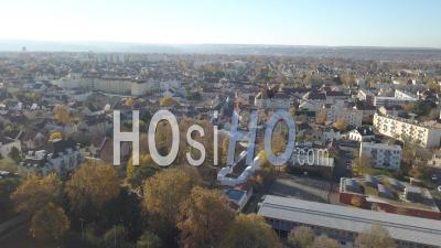 Montesson Skyline, Video Drone Footage