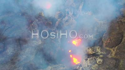 Activité Volcanique Et Lave En Fusion, Volcan Yasur, Ile De Tanna, Vanuatu - Vidéo Aérienne Par Drone