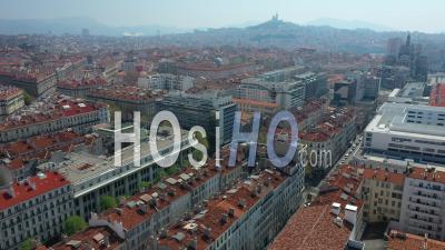 Marseille City Skyline - Joliette, Au Jour 12, France - Vidéo Par Drone