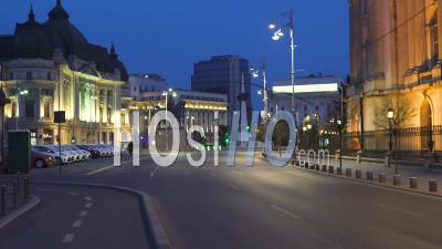 Les Rues De Bucarest Pendant Le Confinement Covid-19 – Video Sol