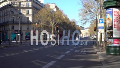 Bicycle On Boulevard De La Madeleine In Paris At Morning Time During The Covid-19 Lockdown, Ground Video