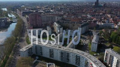 Bâtiments à Strasbourg, Alsace, France - Vidéo Drone