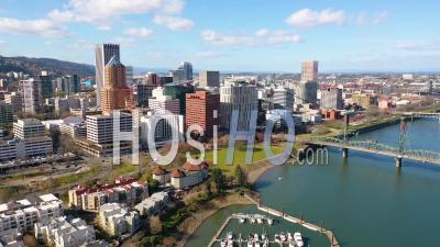 Bonne Vue Aérienne Sur Portland Oregon Business District Downtown -  Vidéo Par Drone