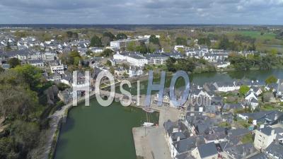 Port De Saint-Goustan D'auray Au 19e Jour De L'épidémie Due Au Covid-19 - Vidéo Drone