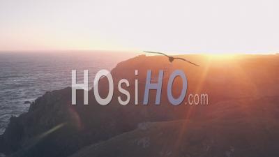 Sun Flare Prise De Vue Drone De La Tour D'observation Allemande De La Seconde Guerre Mondiale Au Coucher Du Soleil, Guernesey, Channel Islands, Royaume-Uni