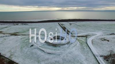 Cairn Laith Broch Scottish Highlands Sutherland Ecosse, Royaume-Uni - Video Drone Footage