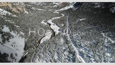 Vallée De La Clarée Près De Briançon, Hautes-Alpes, France, Vidéo Prise Par Drone