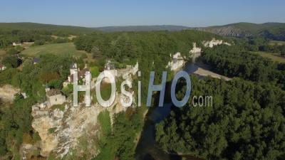 Château De Belcastel Vidéo Drone En été, Lacave