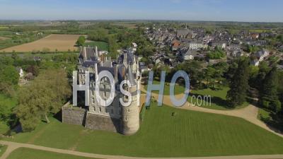 Château De Brissac Vidéo Drone Au Printemps