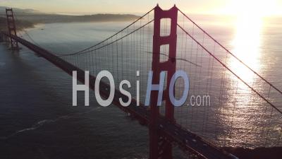 San Francisco - Golden Gate Bridge - Bay Golden Hour Series - Vidéo Aérienne Par Drone