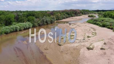 L'eau Du Rio Grande Détournée Pour L'irrigation - Vidéo Par Drone