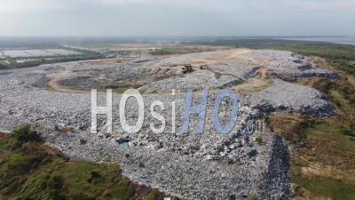 Vue Du Site De La Décharge D'ordures - Vidéo Par Drone