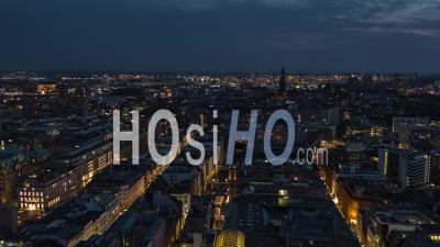 Vue Aérienne De Hamburg De, Mecklembourg-Poméranie-Occidentale, Allemagne Nuit Soir Coucher De Soleil - Vidéo Drone