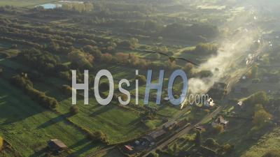 Région Naturelle Du Marais-Vernier En Automne Avec Soleil - Séquences Drone Vidéo