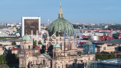 Cathédrale De Berlin, Vue Aérienne De Berlin, En Allemagne, Dans La Capitale - Vidéo Par Drone