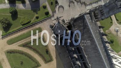 La Basilique Notre Dame De Montligeon En Été - Séquences Vidéo Drone