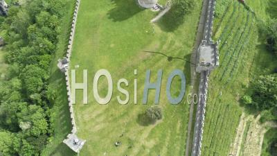 Château Montebello, Bellinzona, Suisse - Vidéo Par Drone