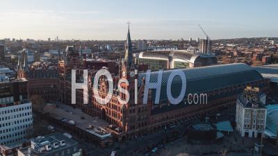 Wonderful Day, Establishing Aerial View Shot Of London Uk, United Kingdom, Kings Cross And St Pancrass International - Video Drone Footage