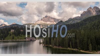 Lac Misurina, Dolomites, Jour - Vidéo Par Drone