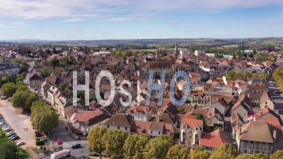 Saint-Pourçain-Sur-Sioule, Allier, Bourbonnais, France - Vidéo Par Drone