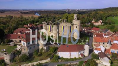 Château De Billy, Château De Billy, Billy, Allier, Bourbonnais, France - Vidéo Par Drone