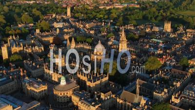  Vue Aérienne De L'université D'oxford, Filmée Par Drone, Oxford, Oxfordshire, Angleterre