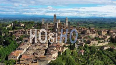 Italy, Tuscany, Val D'elsa, San Gimignano, Unesco World Heritage Site - Video Drone Footage