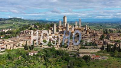 Italy, Tuscany, Val D'elsa, San Gimignano, A Unesco World Heritage Site - Video Drone Footage