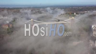 Vue Aérienne Sur Les Gorges D'avon Et Le Pont Suspendu De Clifton, Bristol, Angleterre - Vidéo Drone