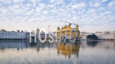 L'inde, Punjab, Amritsar, Golden Temple, L'harmandir Sahib - Vidéo Par Drone