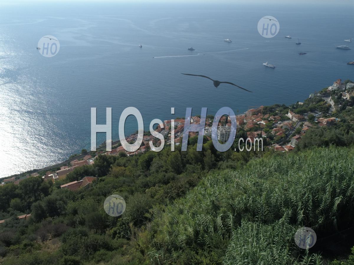Le Village De Roquebrune Cap Martin, Site Du Patrimoine Mondial De L'unesco, Alpes-Maritimes, France - Photographie Aérienne