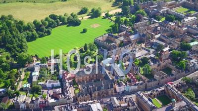 Oxford City Et Université, Royaume-Uni, Vu Par Hélicoptère