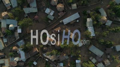 Ethiopie-Axoum Top Shot Maisons - Video Drone Footage
