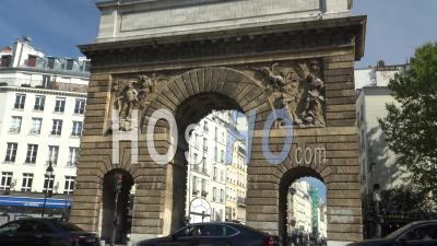 Porte Saint Martin, Paris  – Ground Footage