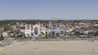 Vidéo Par Drone De Saint-Georges-De-Didonne, La Grande Plage, Le Village