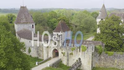 Vidéo Par Drone Du Château De Bridoire