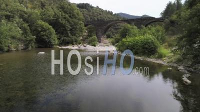 Sainte Mélanie Vers Le Pont