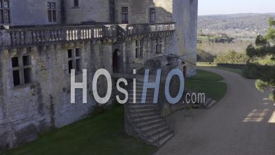 Vue Aérienne Du Château De Fénelon Depuis Un Drone